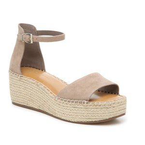 NWOT Kelly & Katie Fedrick Espadrille Wedge Sandal Beige